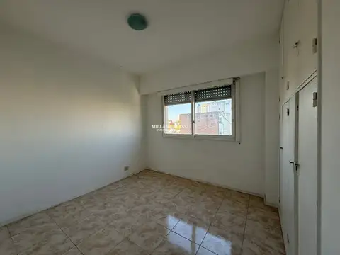 Departamento en Alquiler en Colegiales, $ 800.000
