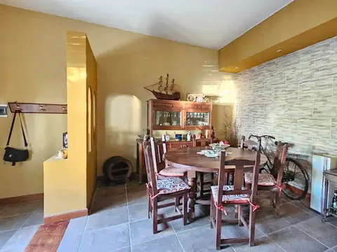 Depto Tipo Casa en Venta de 3 ambientes