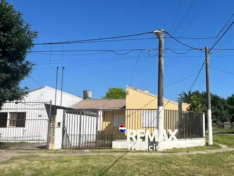 Venta Casa 3 dormitorios -cerca Av. Chaco