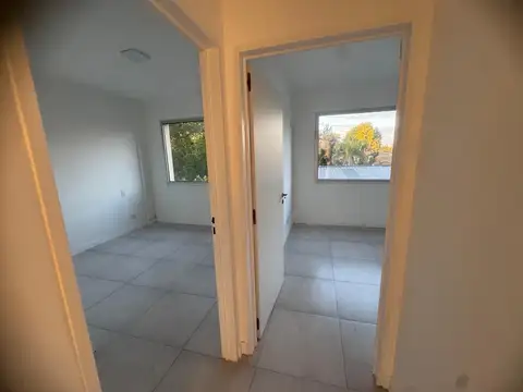 Departamento en Alquiler con 1 cocheras