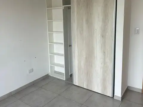Alquiler Departamento 2 ambientes con balcol - Villa luzuriaga