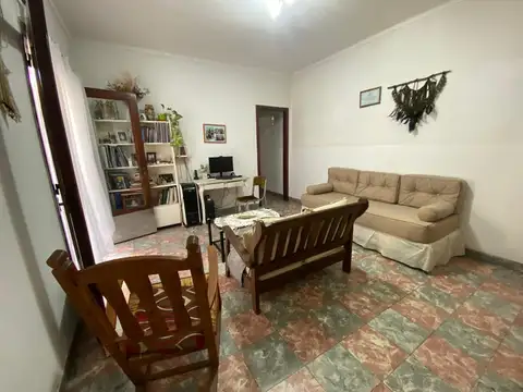 Depto Tipo Casa 2 ambientes con 1 baño