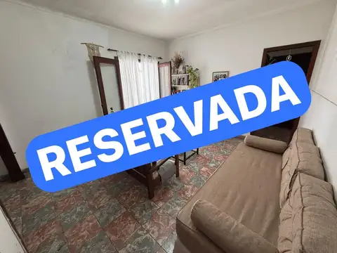 Depto. 2 amb. Lomas Residencial, a metros de Avda. H. Yrigoyen