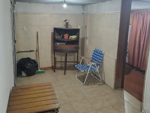 Depto Tipo Casa en Venta 40 años