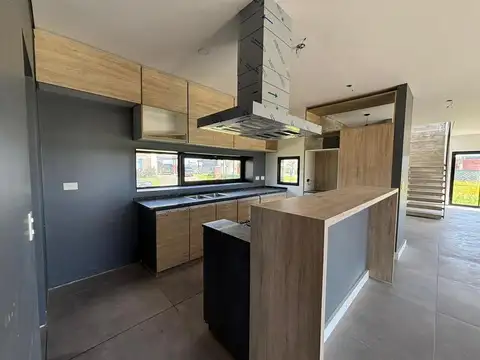 Casa en Venta en San Sebastian, USD 265.000