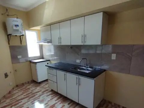 Presidente Ortiz 3806 , Piso 1