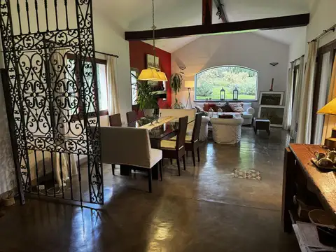 ¡Venta! Hermosa Casa en Villa Allende Golf ¡Toda en una planta! ¡Con Escritura!