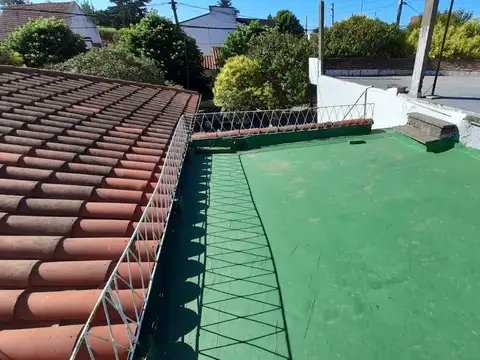 Casa 3 ambientes con 2 baños