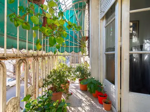 Depto Tipo Casa en Venta en Almagro, USD 154.900