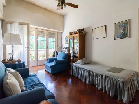 Depto Tipo Casa en Venta de 4 ambientes