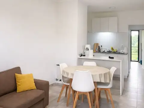 Venta Depto  Zona Facultad con Balcón