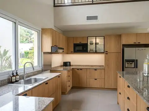 Casa en Venta en San Carlos Country Club, USD 420.000
