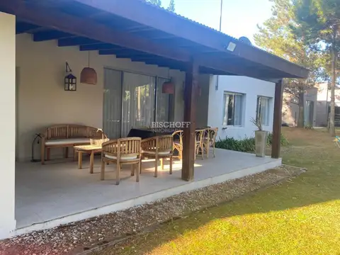 CASA EN VENTA COSTA ESMERALDA