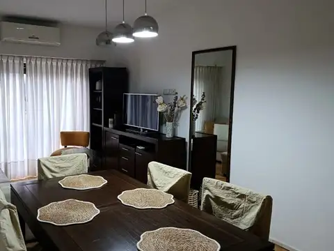 ALQUILER TEMPORAL. DOS DORMITORIOS. COCHERA.
