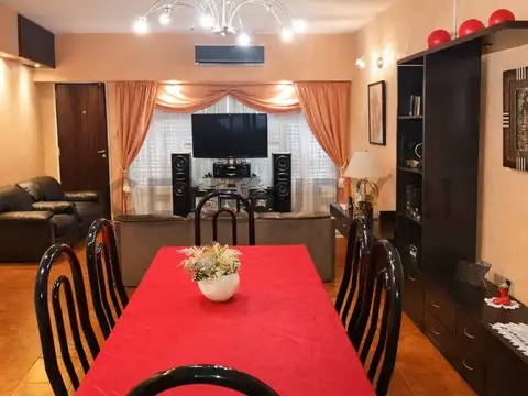Casa en Venta en Castelar, USD 185.000