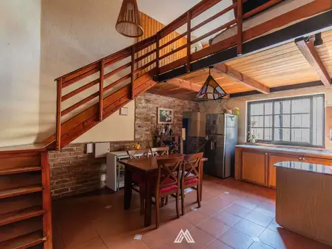 Casa 4 ambientes con 1 baño