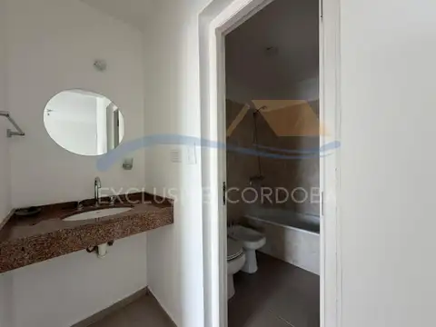 Departamento en Alquiler en Alberdi, $ 500.000