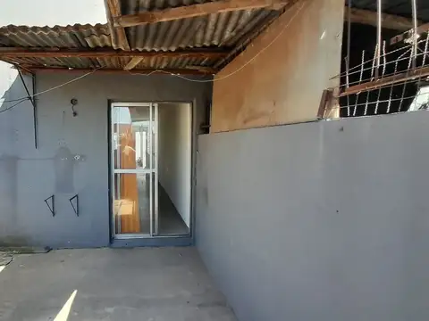 Departamento en Alquiler en Rafael Castillo, $ 420.000