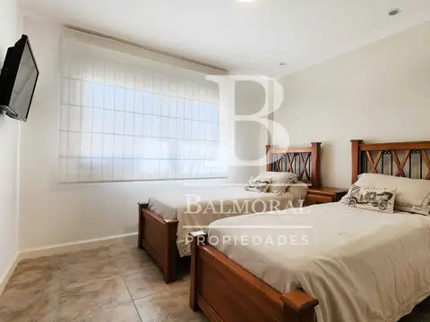 Casa en Venta Pinamar, zona Lasalle - Ref. 8294