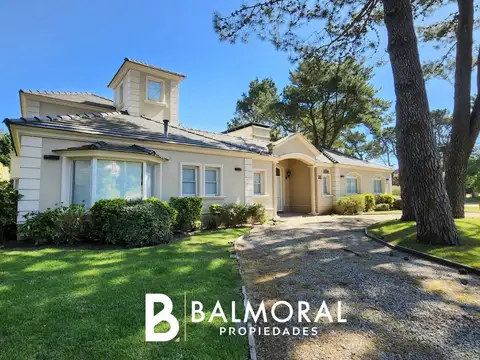 Casa en Venta Pinamar, zona Lasalle - Ref. 8294