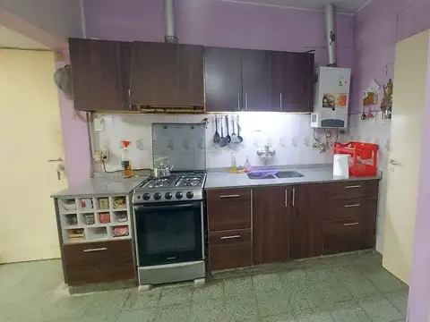 Casa 4 ambientes con 1 baño