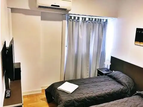 Hotel en Venta 77 años