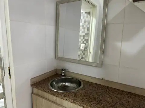 Depto Tipo Casa 2 ambientes con 1 baño