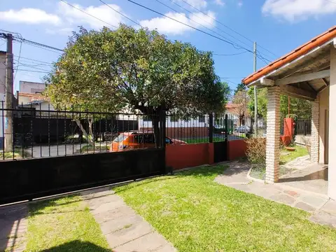 Casa en Venta en Castelar, USD 145.000