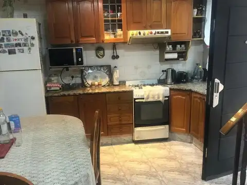 Depto Tipo Casa en Venta de 4 ambientes