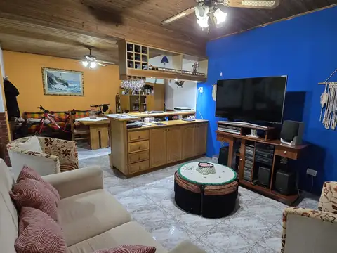 Depto Tipo Casa en Venta de 4 ambientes