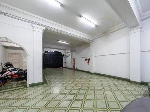Depto Tipo Casa en Venta de 16 ambientes