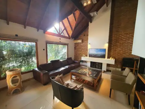 Casa en Venta de 4 dormitorios