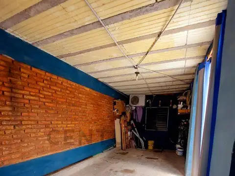 Casa 4 ambientes con 1 baño