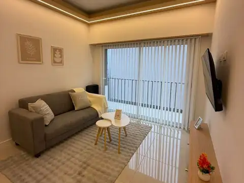 venta de departamento 3 ambientes a la calle con balcon saliente