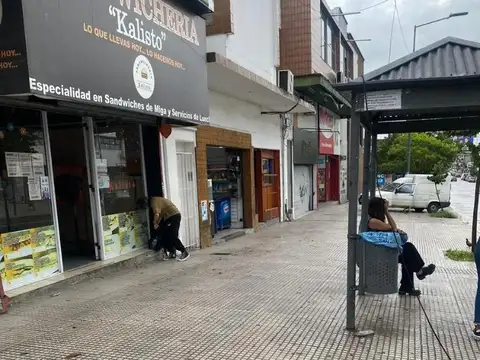 Avenida Doctor Ricardo Balbín 1613