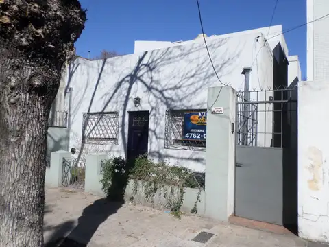 Julian S De Aguero 2000