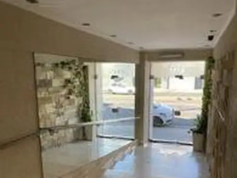 Hipólito Yrigoyen  al 6100