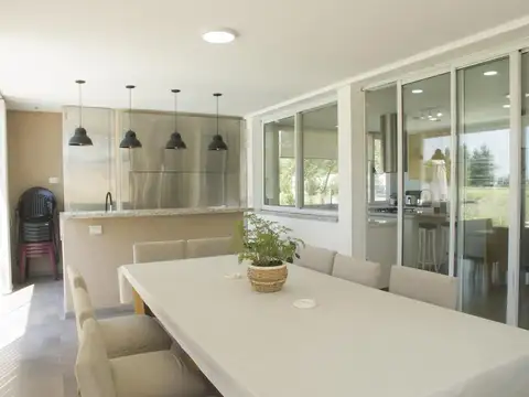 Mariano Castex al 9500