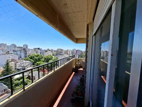 EXCELENTE DEPARTAMENTO 5 AMB CON VISTA PANORAMICA