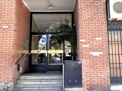 Avenida Almafuerte 100