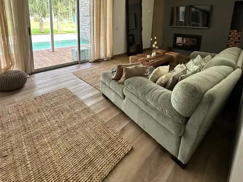 Casa en Alquiler Temporal en Punta del Este, USD 13.500