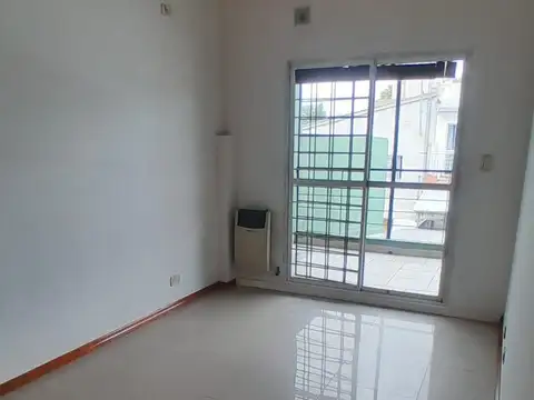 Departamento en Alquiler en Tristan Suarez, $ 420.000