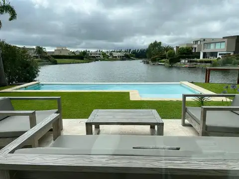 ALQUILER CASA A LA LAGUNA EN NORDELTA LOS ALISOS!