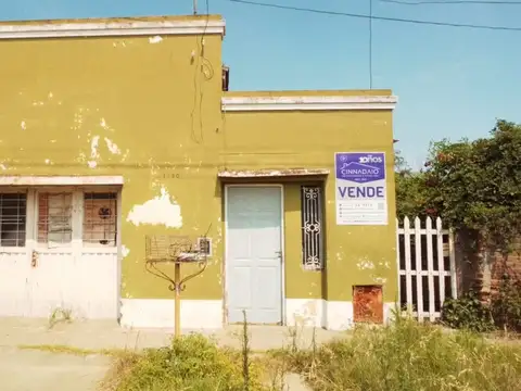 Casa - Venta - Argentina, Lobos - Rivadavia 1100