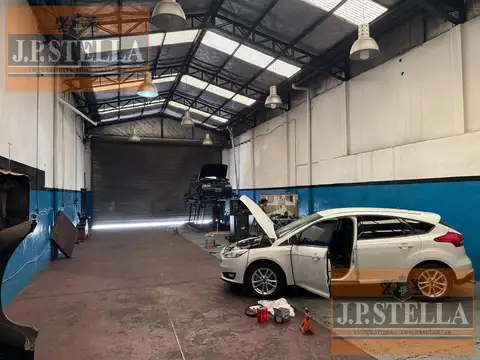 Galpon en Venta 27  mts Fondo