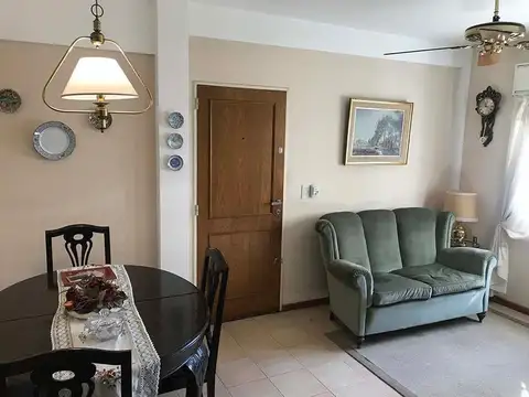 Departamento en Venta en Adrogue, USD 100.000