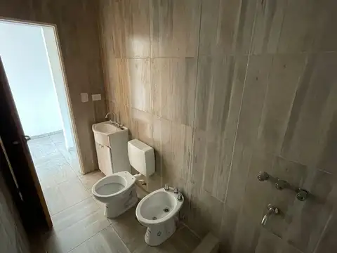 Depto Tipo Casa 2 ambientes con 1 baño