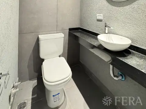 Venta departamento de 2 ambientes con patio en Nuñez