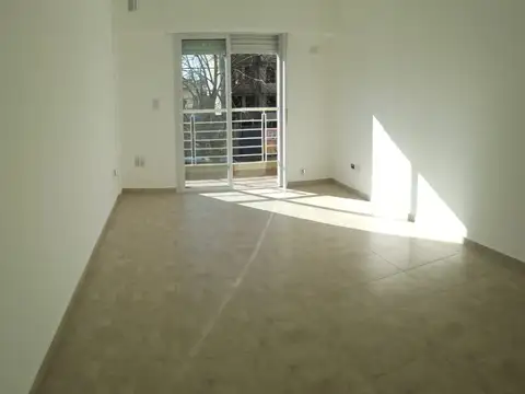 Departamento en Venta en Moron Sur, USD 55.000