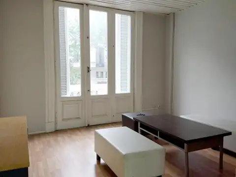 Oficina en Venta 70 años